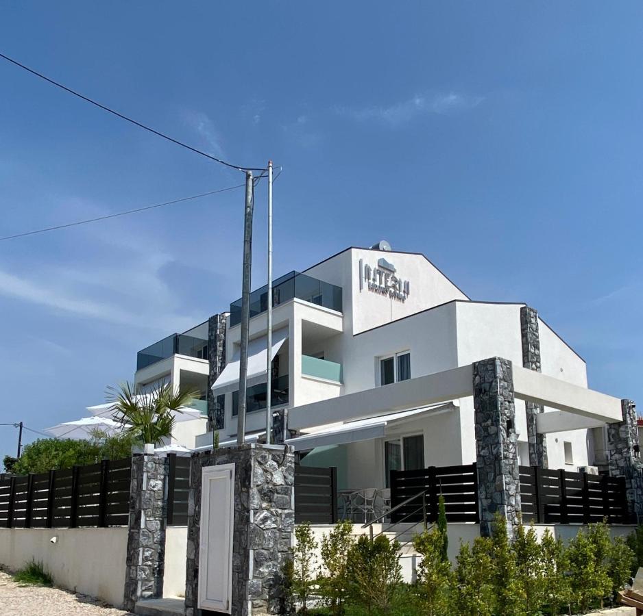 Interni Luxury Living Appartement Nikiti  Buitenkant foto