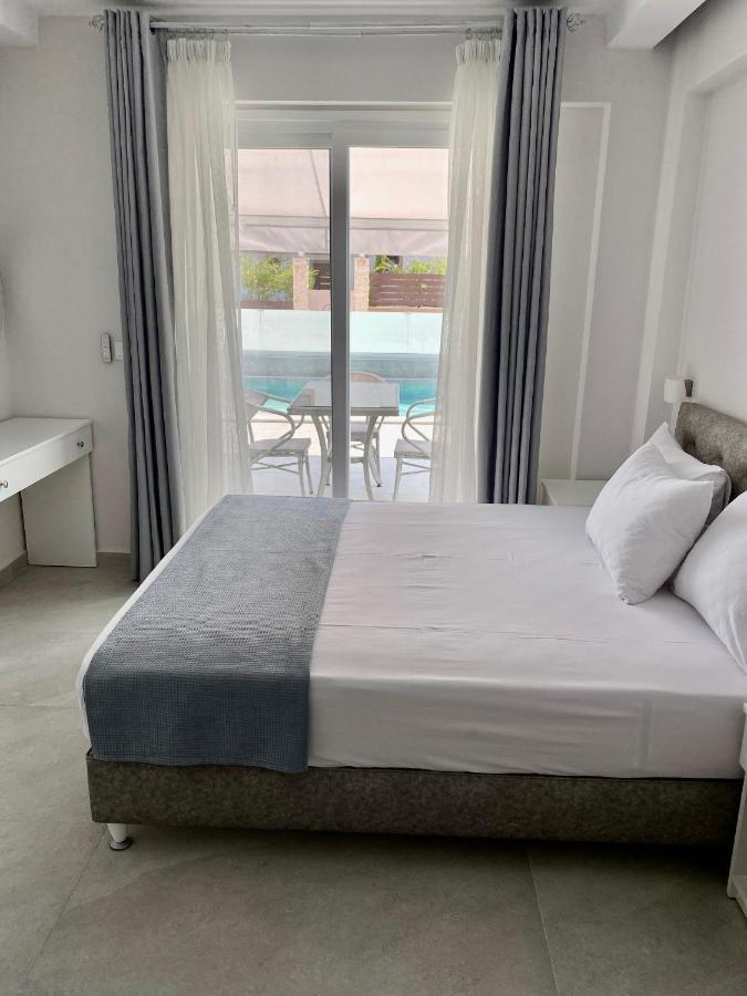 Interni Luxury Living Appartement Nikiti  Buitenkant foto