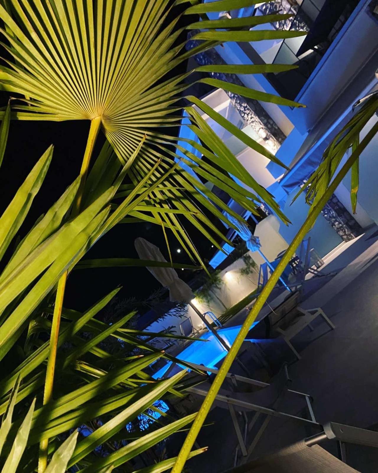 Interni Luxury Living Appartement Nikiti  Buitenkant foto