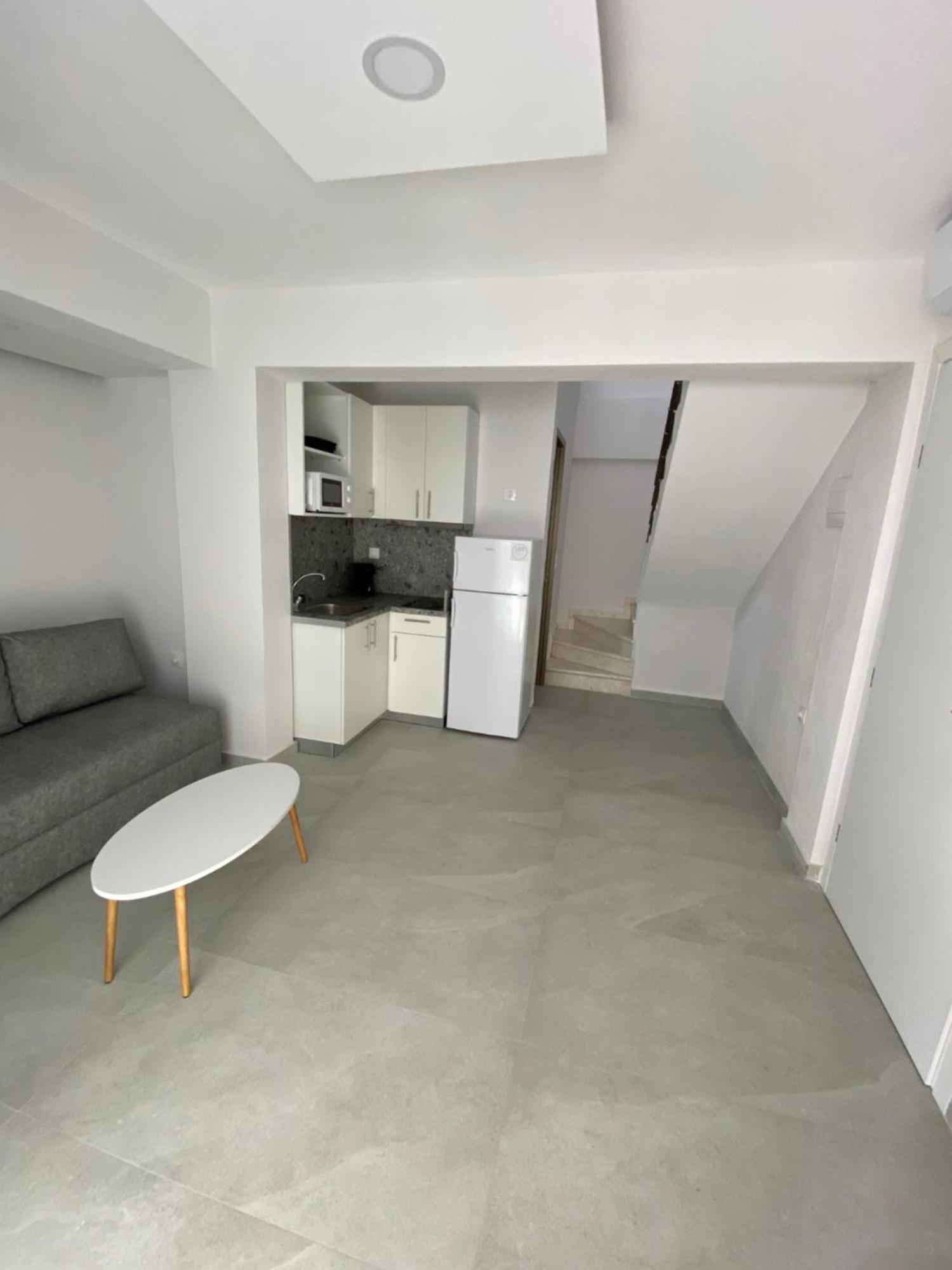 Interni Luxury Living Appartement Nikiti  Buitenkant foto