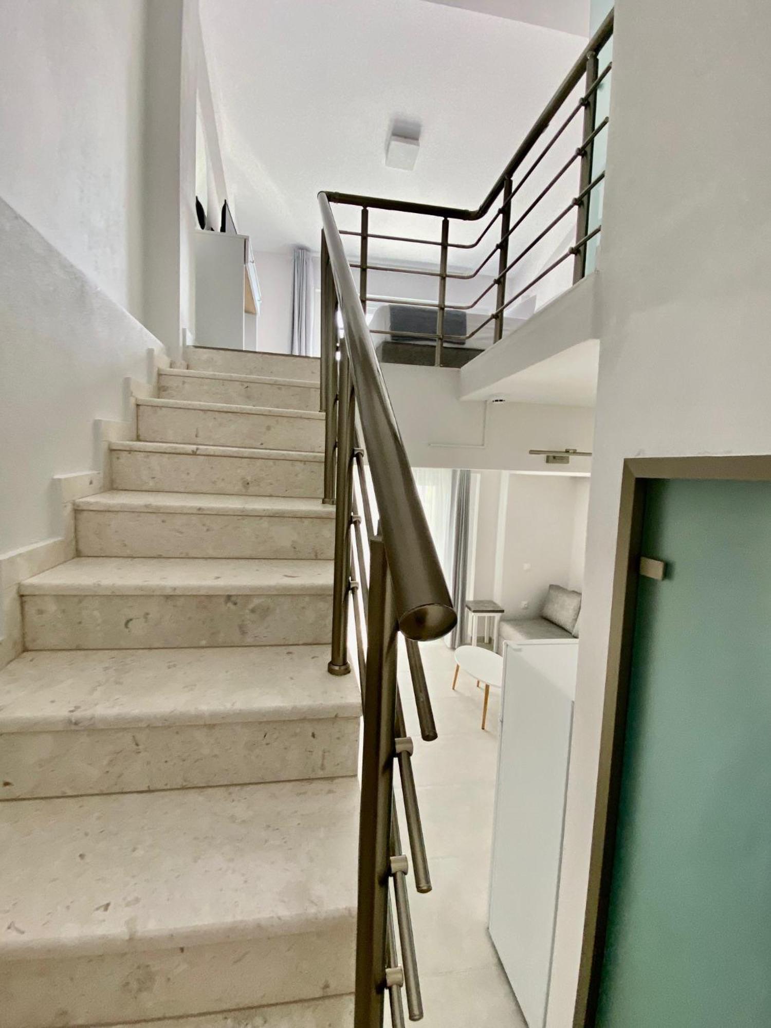 Interni Luxury Living Appartement Nikiti  Buitenkant foto