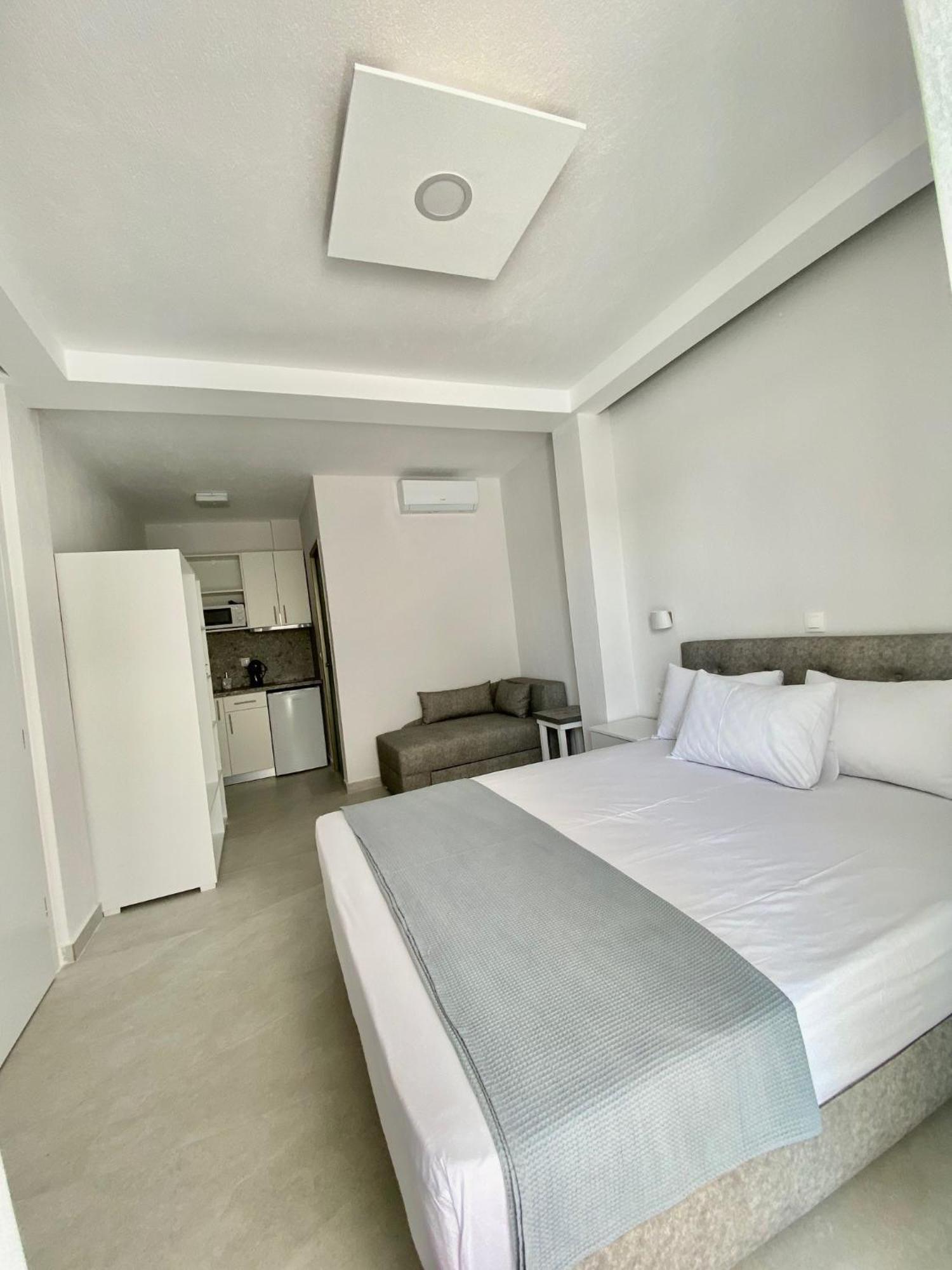 Interni Luxury Living Appartement Nikiti  Buitenkant foto