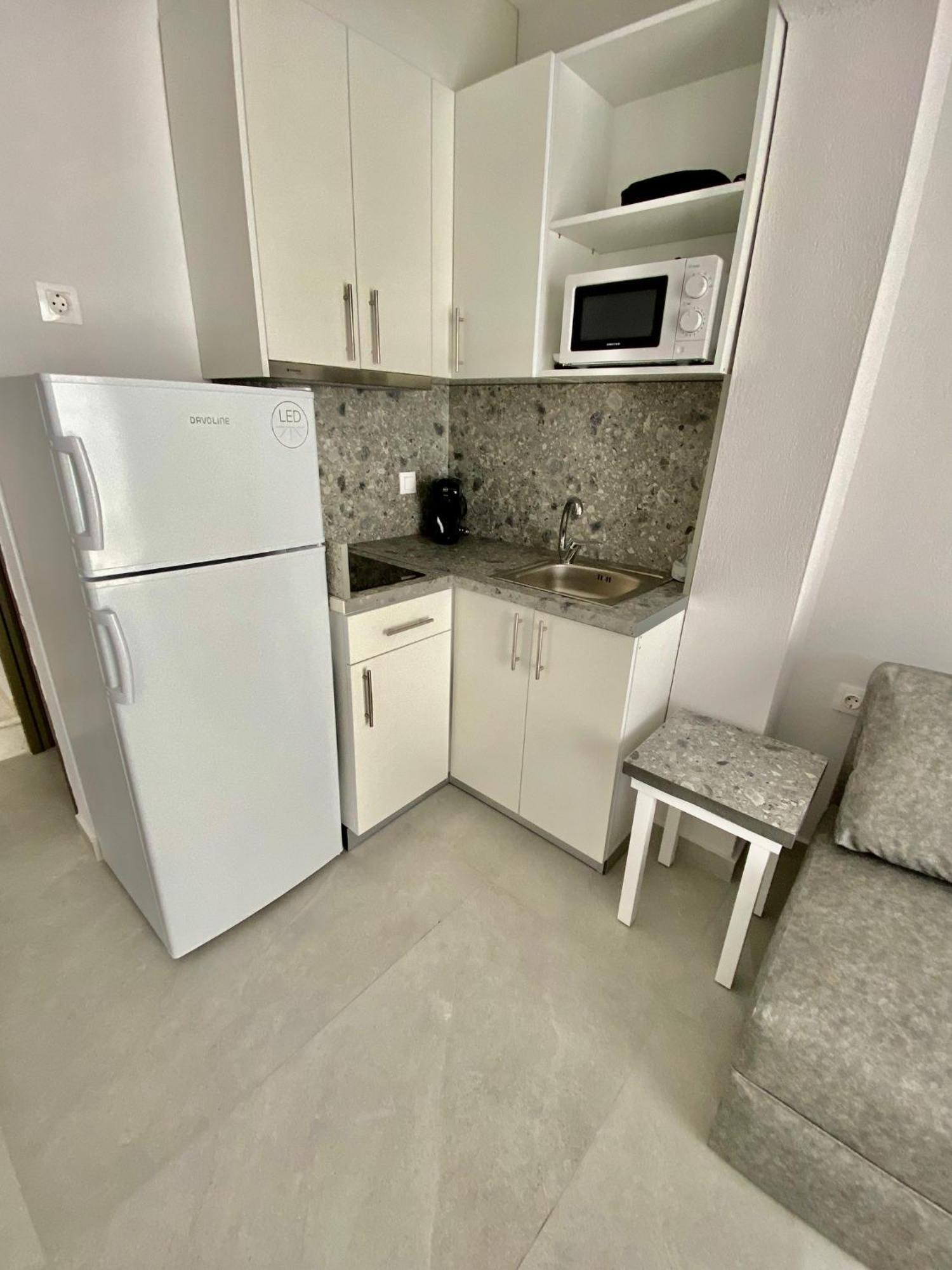 Interni Luxury Living Appartement Nikiti  Buitenkant foto