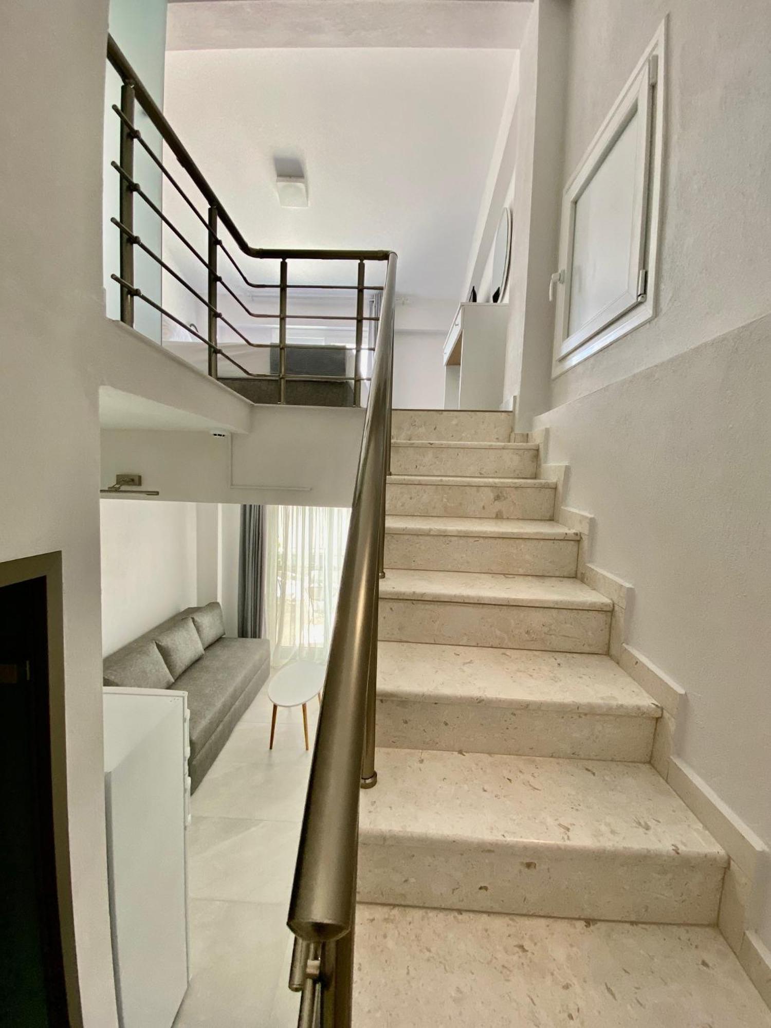 Interni Luxury Living Appartement Nikiti  Buitenkant foto