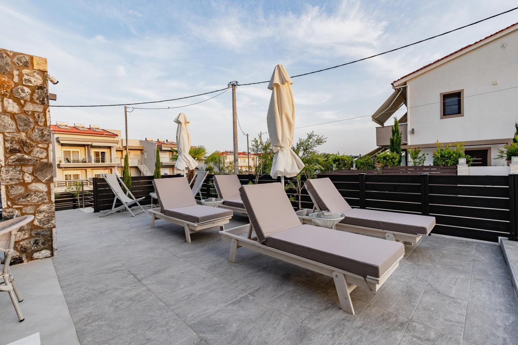 Interni Luxury Living Appartement Nikiti  Buitenkant foto